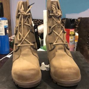 Joan of Arc wedge II ash brown sz 6 new in box